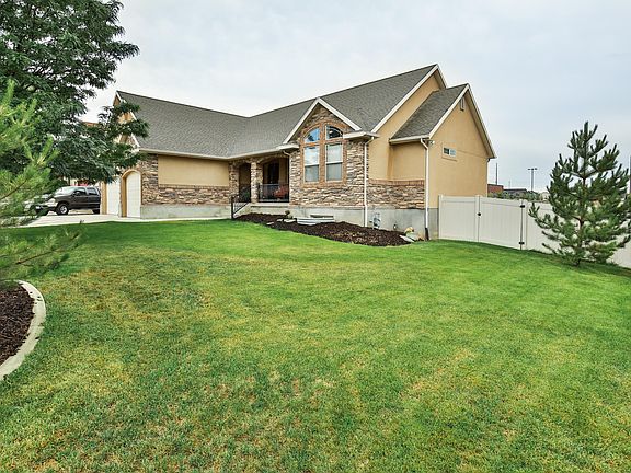 4th image of 1376 W Jordan Hills Dr