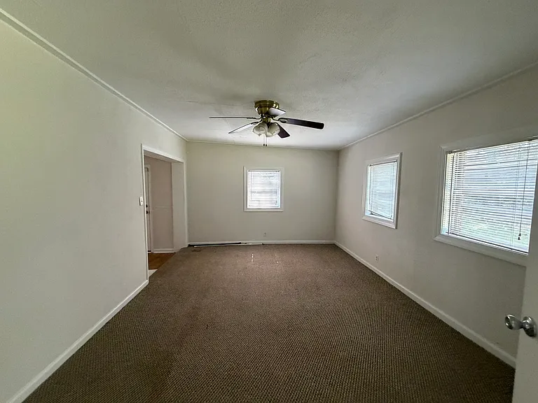 1 Murray Hill Dr — Photo 15