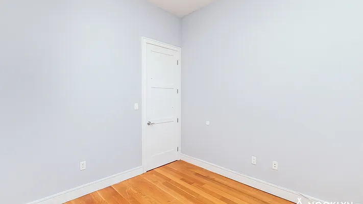 Rented by Nooklyn NYC LLC | media 28