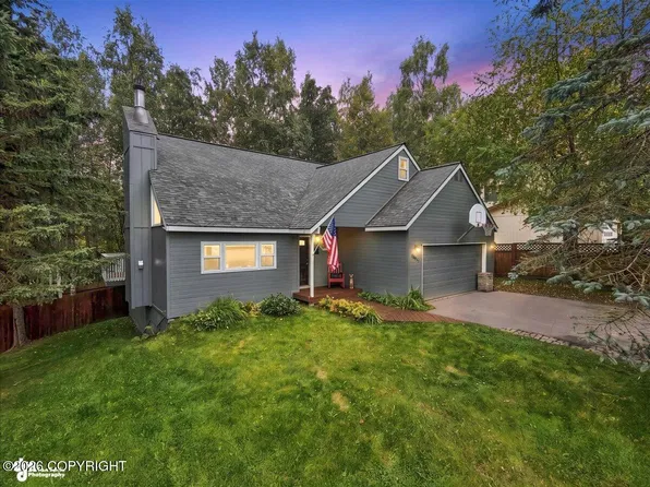 16933 Kiyona Cir, Eagle River, AK 99577