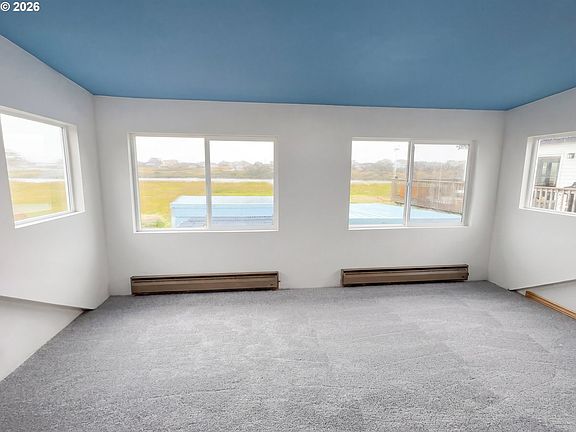 5th image of 35390 Rueppel Ave