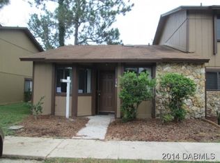 136 E Baywood Sq, Daytona Beach, FL 32119