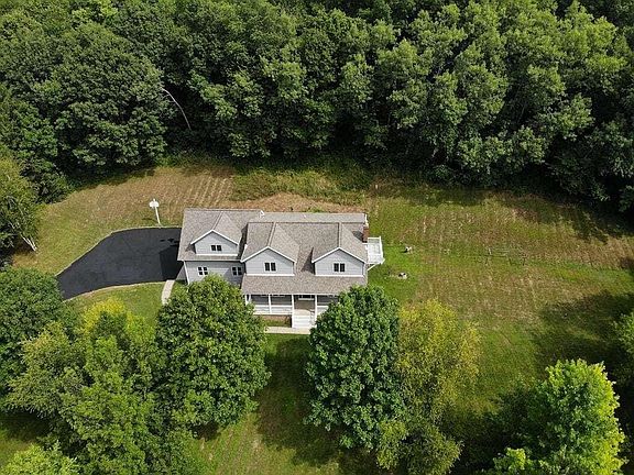 3rd image of N4664 Old Hickory Dr