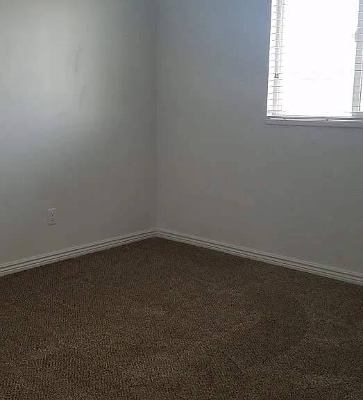 2767 S 2400 W — Photo 11