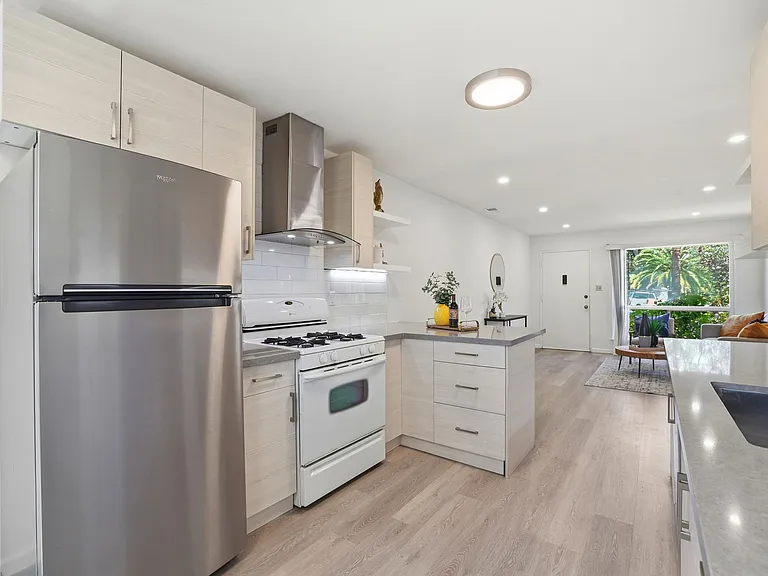 113 Nancy Ct — Photo 11