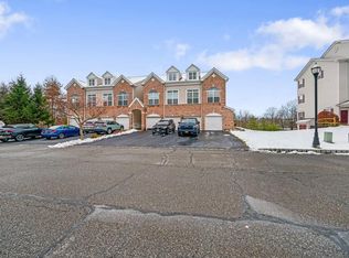 1301 Balsam Dr, New Windsor, NY 12553