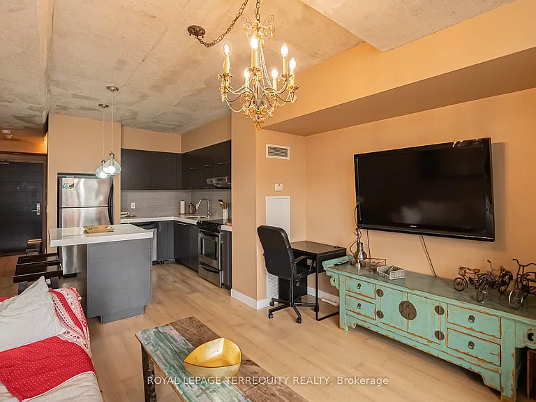 55 Stewart St #902 — Photo 30