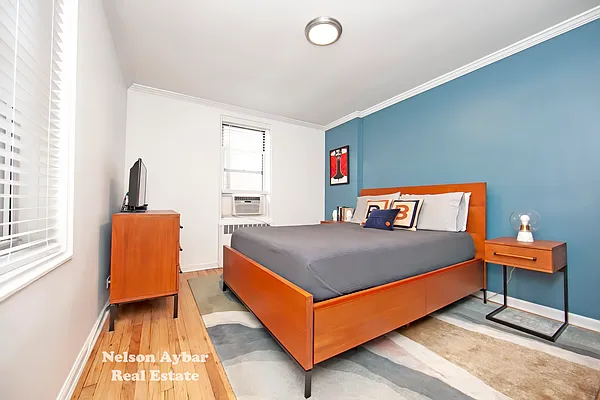 Sold by Nelson Aybar, LREB | media 14