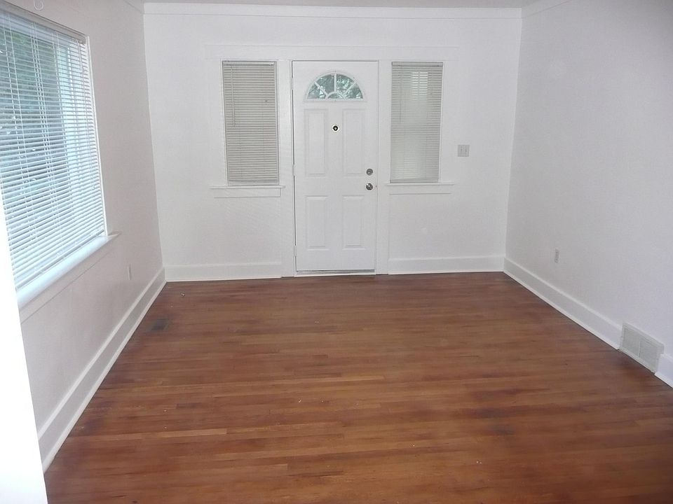 2nd image of 3346 Ellwood Ave