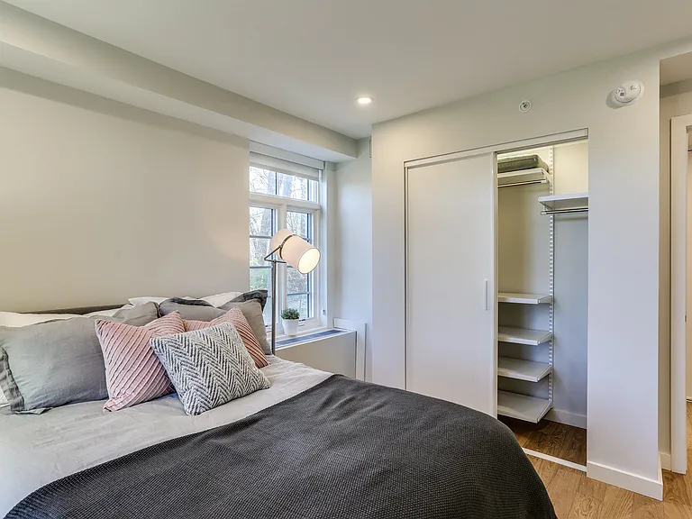 2900 Adams Mill — Photo 29