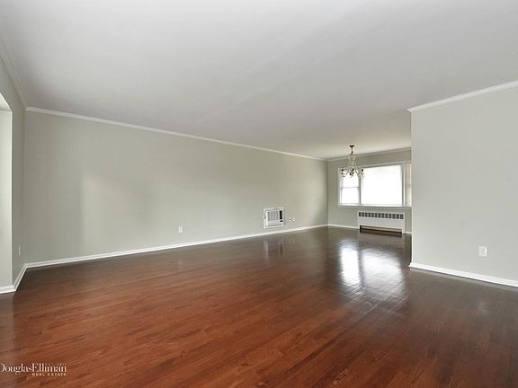 4th image of 808 Edgewood Dr