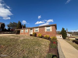 3713 Bernard Cir, Kingsport, TN 37664
