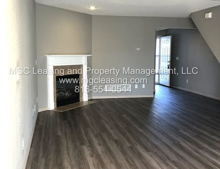 809 Garden Way #815 — Photo 2
