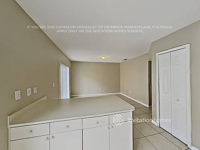 5886 SW 162nd Path — Photo 7