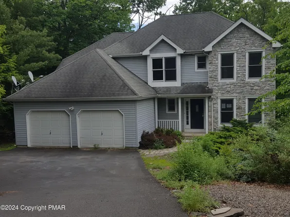 516 Eagle Dr, East Stroudsburg, PA 18302