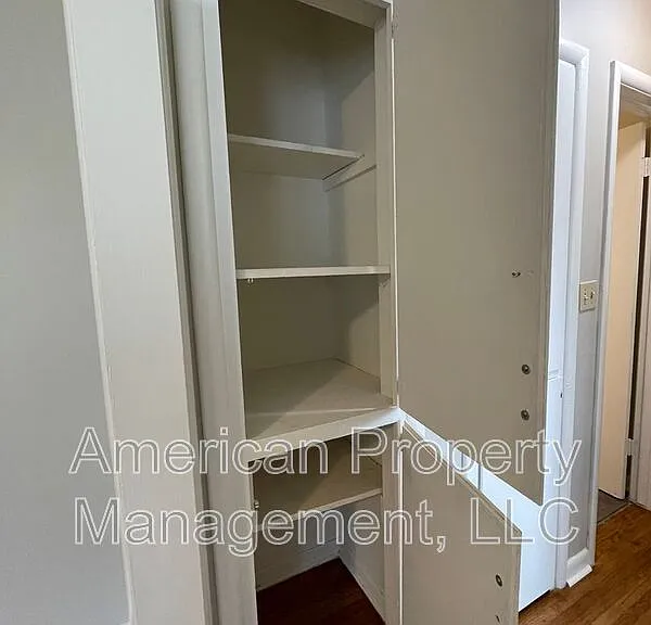 523 E Duncan St — Photo 15