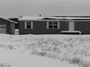 10767 Middle Rd, Dexter, NY 13634