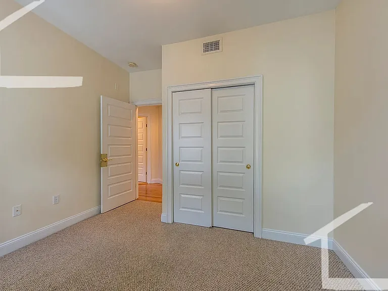 55 Ashford St #5A — Photo 6