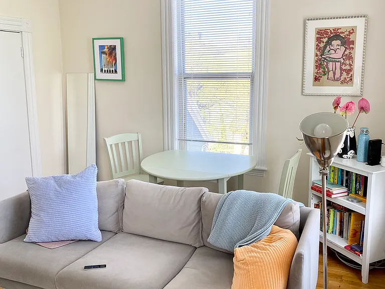 702 Green St #1 — Photo 2