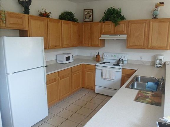 4th image of 4744 Cumbrian Lakes Dr