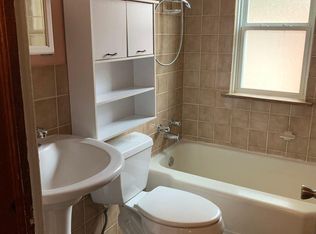 4614 Roxie St, Saint Louis, MO 63121