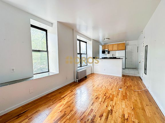 3rd image of 262 E 2nd St APT 2C