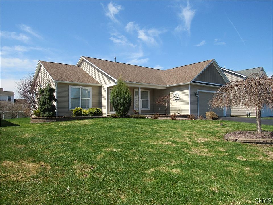 1st image of 8706 Lavender Ln