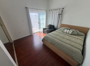 5835 Gardenia Ave, Long Beach, CA 90805