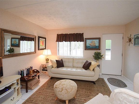 2nd image of 56 Cliffside Dr
