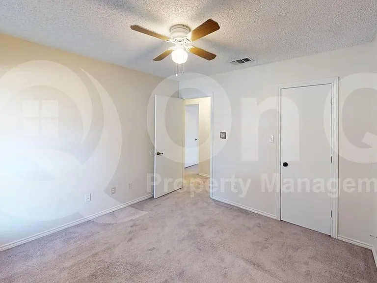 1414 Bogard Ln — Photo 9