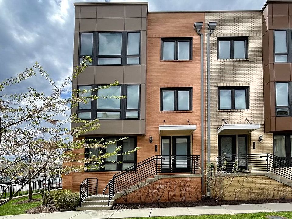 1st image of 131 Cambria Walk