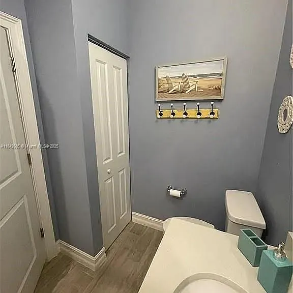 7139 Greenwood Park Cir #12 — Photo 37