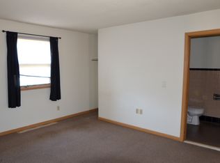 3305 Mormon Coulee Rd APT 14, La Crosse, WI 54601