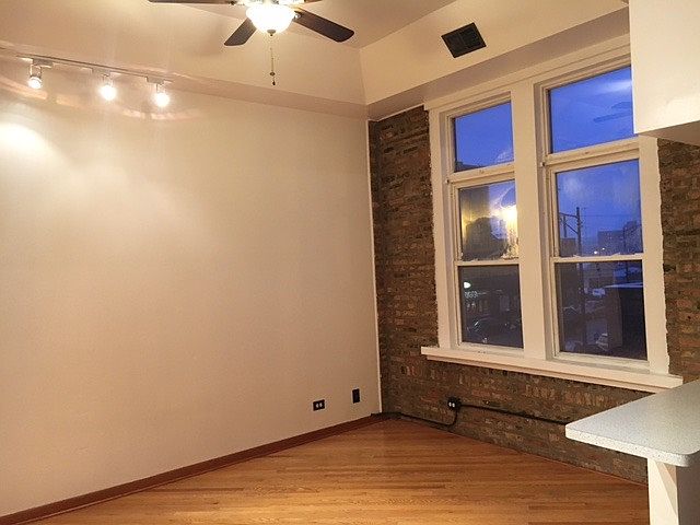 1st image of 1133 W Grand Ave