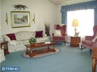 143 Sandra Ave, Willow Grove, PA 19090