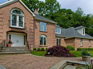 120 Paddock Hill Ln, Fairfield, CT