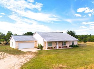 450 Green Acre Dr, Dale, TX 78616