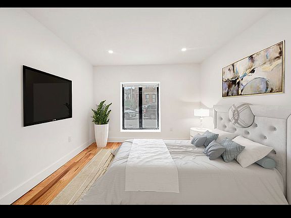 2nd image of 63 Somers St #2