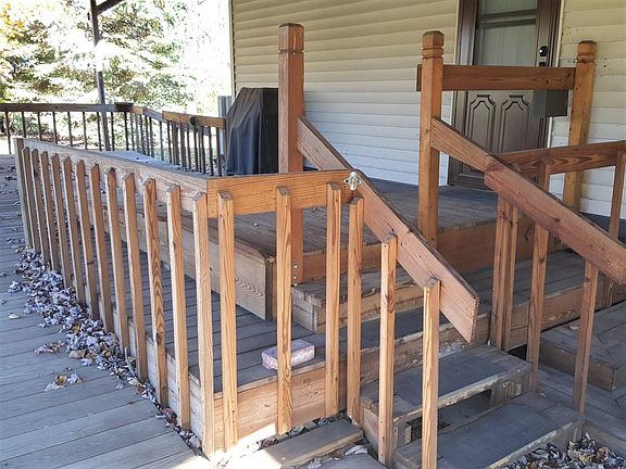 5th image of 101 Ashwood Dr
