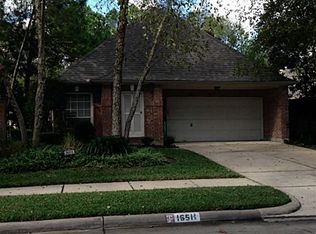 16511 Shadow Path Dr, Houston, TX 77059