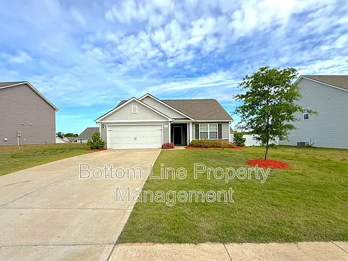 397 Aubrey Woods Dr Photo 1