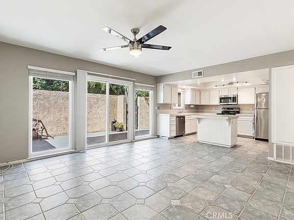 4th image of 7088 Seville Way