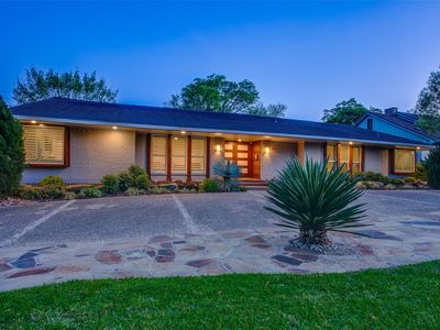 6934 Royal Ln, Dallas, TX, 75230