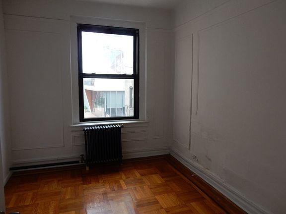 5th image of 80 Haven Ave APT 6F
