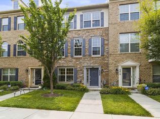 9808 Smithview Pl, Lanham, MD 20706