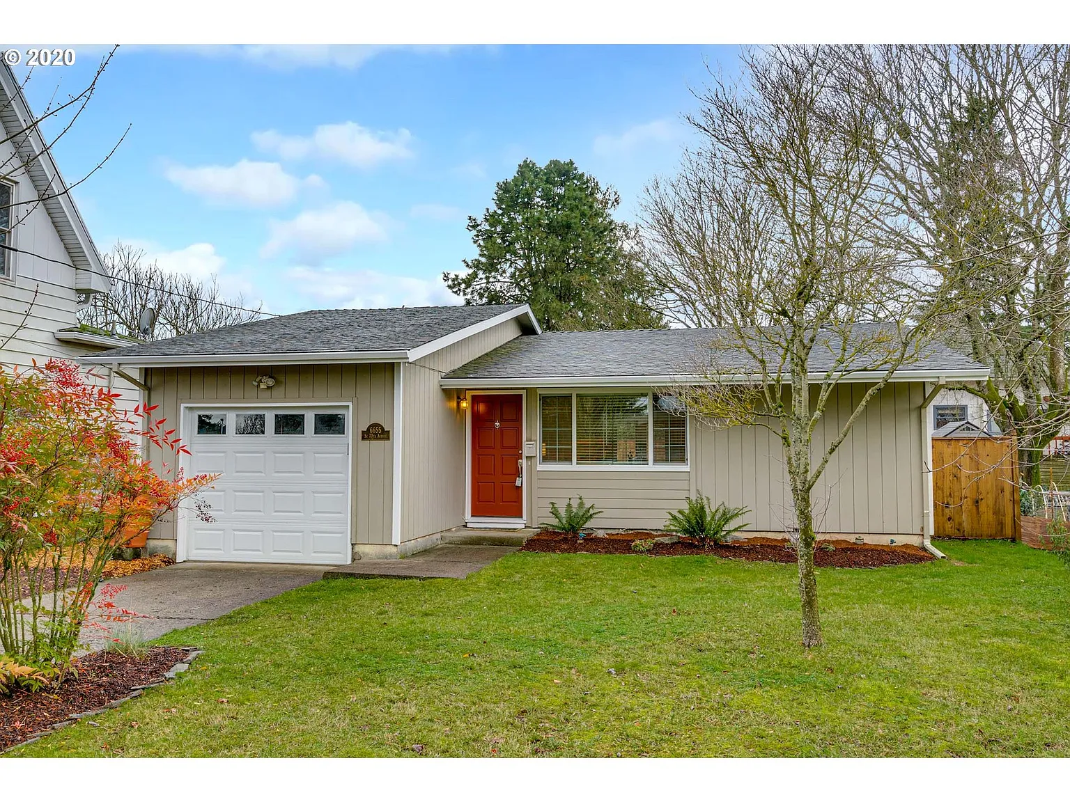 6655 SE 70th Ave photo 1