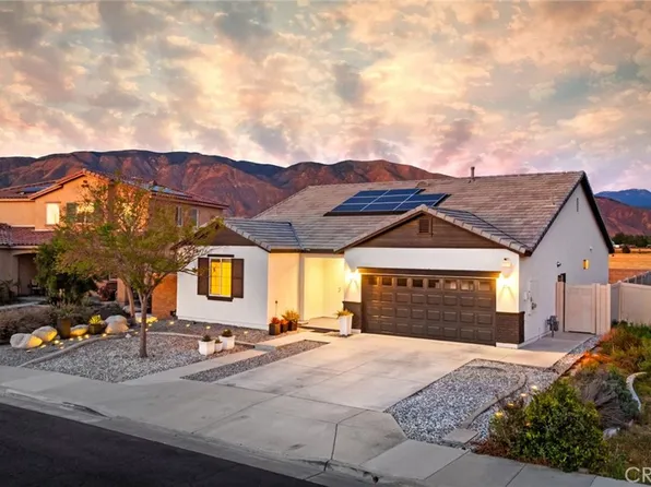 931 Bordeaux Ln, San Jacinto, CA 92582