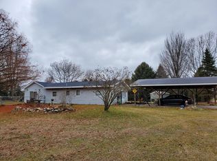 3060 Snyder Rd, Benton Harbor, MI 49022