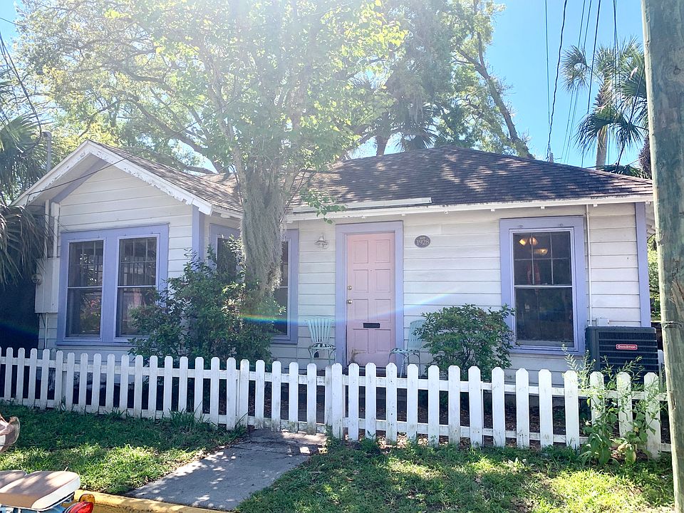 1st image of 107 Washington St