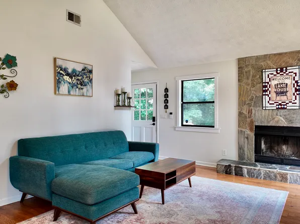 (undisclosed Address), Snellville, GA 30039